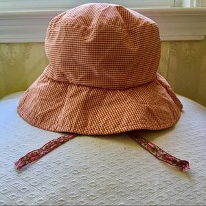 VTG “Armani Jeans” sun bonnet !!🌞 SALE!! 💐